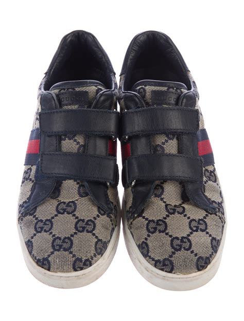 Gucci Shoes for Boys .